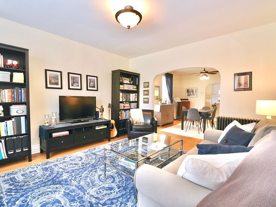 1st image of 3133 W Belden Ave #2