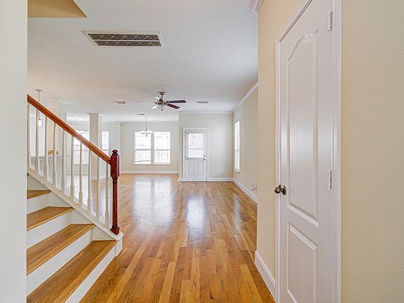 5th image of 5331 Timber Court Holw