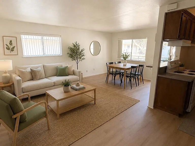 2636 Tiller Ave — Photo 1