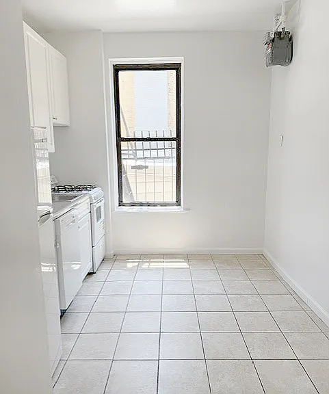 140 E 92nd St #4S — Photo 10