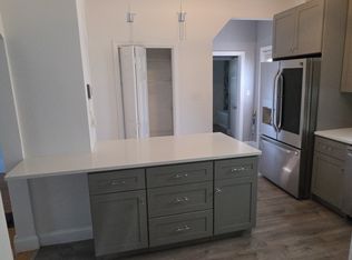 90 Como Rd Floor 1, Hyde Park, MA 02136
