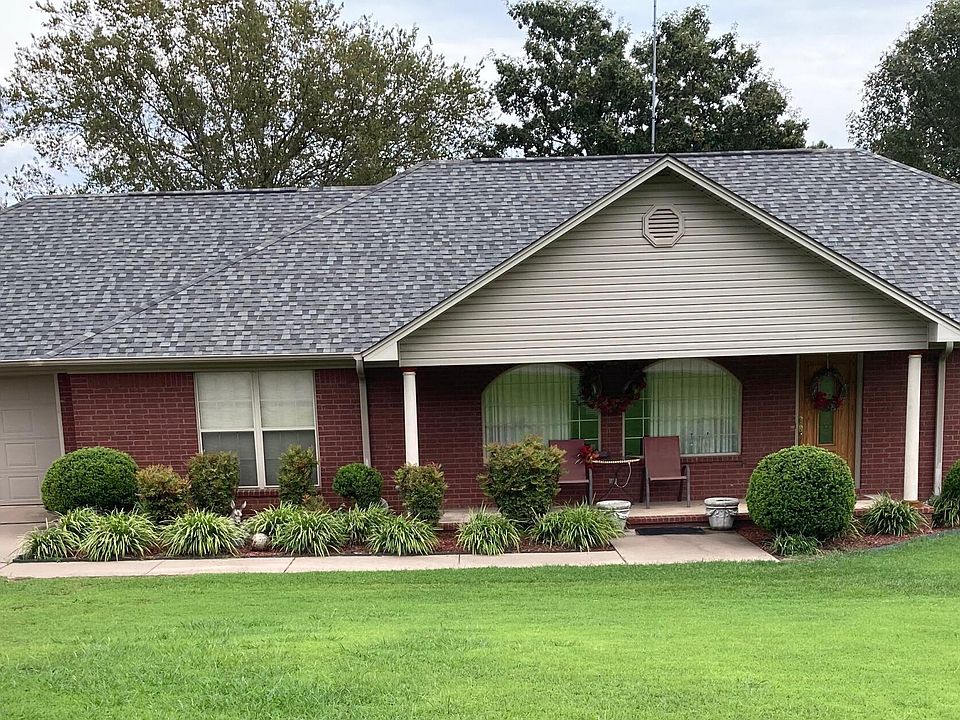 1st image of 102 Davis Ln