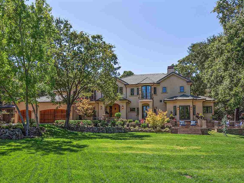 2nd image of 344 Cliffside Dr