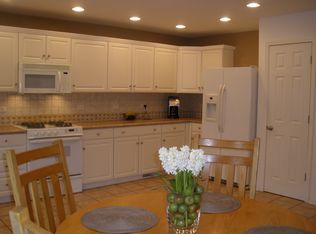 315 Crystal Lake Rd, Lake In The Hills, IL 60156