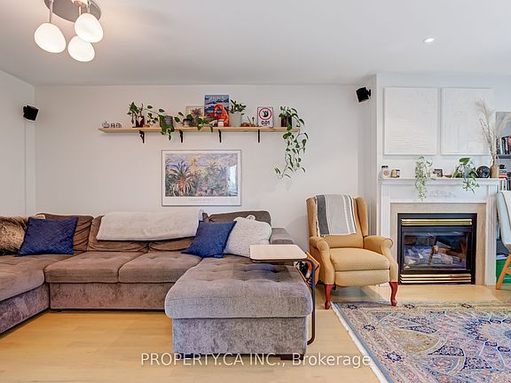 5th image of 8 Skeens Ln #1