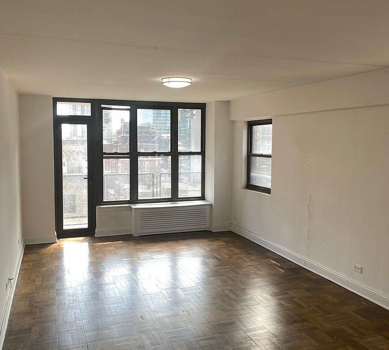 1st image of 166 E 35th St #7I