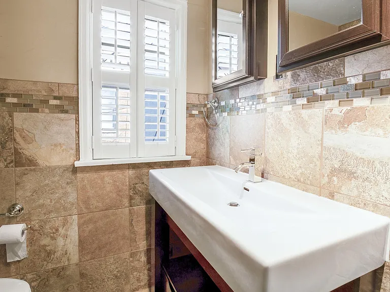 118 E Blenkner St #118 — Photo 18