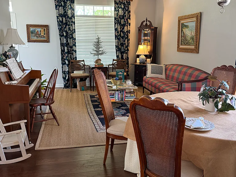1327 Silver Moon Dr — Photo 6