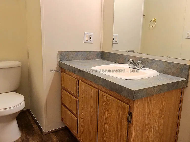 110 Sunlight Ave — Photo 8