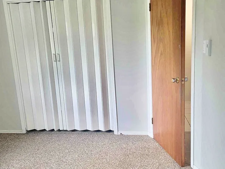 56 West St #4 — Photo 4