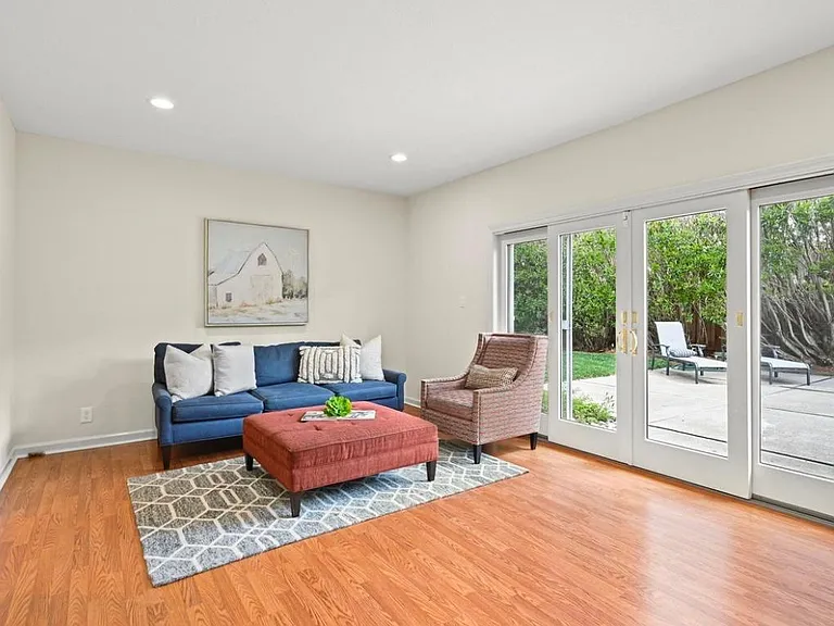 3623 Mahogany Ct — Photo 8