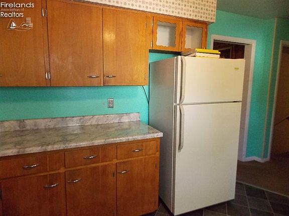 5th image of 1644 Oakmont Ln