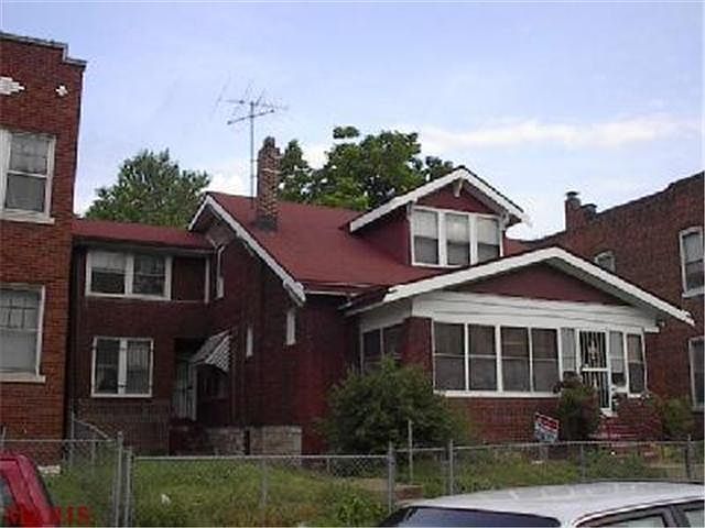 1st image of 3525 Iowa Ave