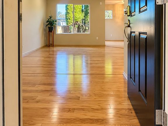 2nd image of 15352 146th Pl SE