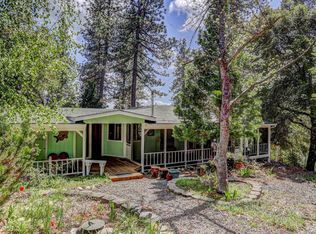 11490 Upper Crescent Dr, Grass Valley, CA 95945