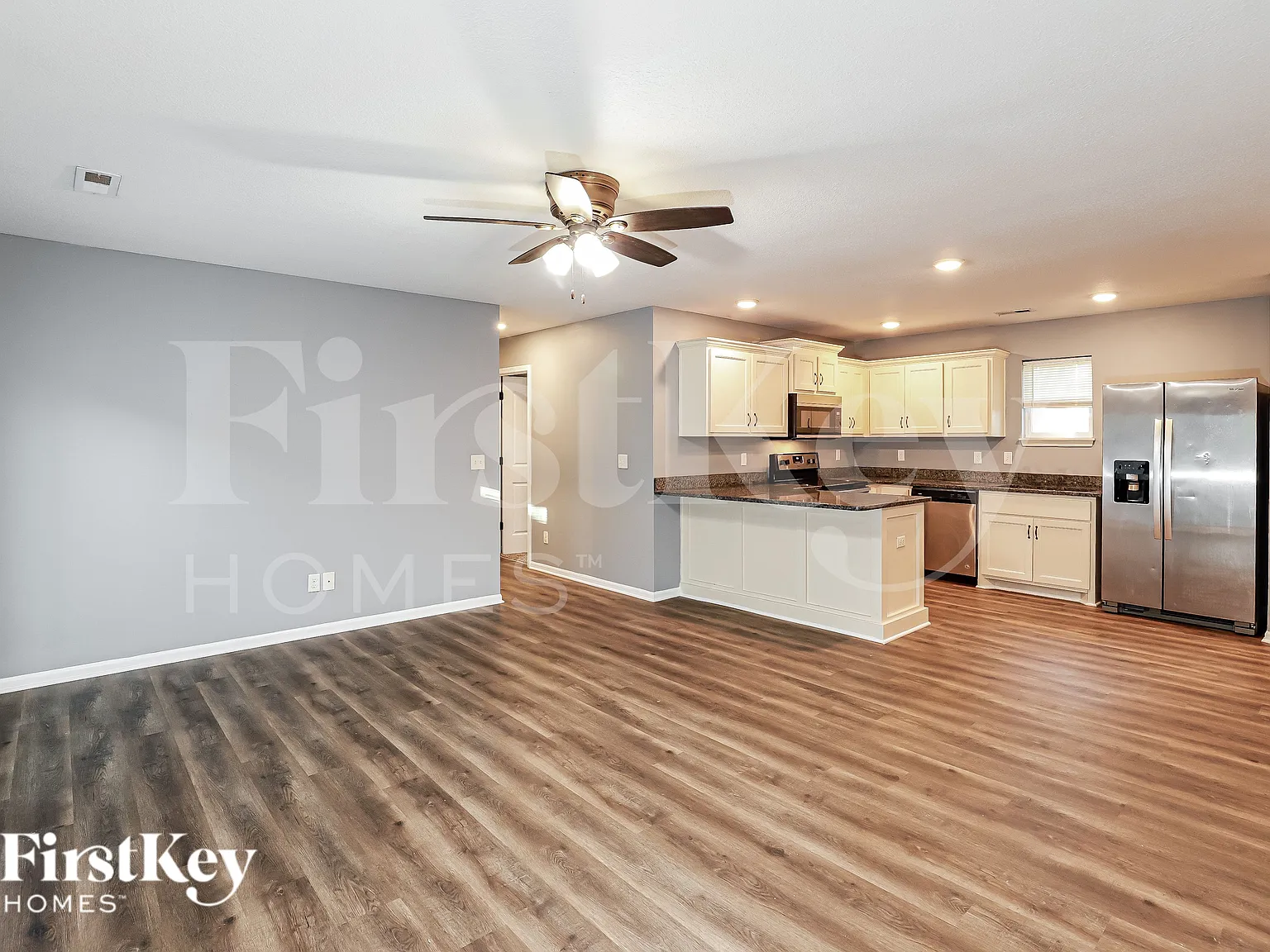 3 bed, 2.0 bath, 1200 sqft, $1,865 — Photo 2