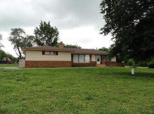 6432 N Main Street Rd, Webb City, MO 64870