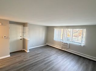 2036 S 13th Ave #1S, Broadview, IL 60155