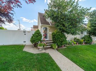 273 Paulanne Ter, Secaucus, NJ 07094