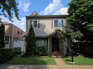 7706 W Summerdale Ave, Chicago, IL