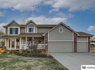 15363 Ohio Cir, Omaha, NE 68116