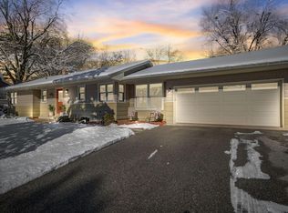 5026 Holiday Rd, Minnetonka, MN 55345