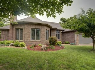 2319 E Cragmont St, Springfield, MO 65804