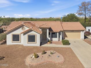 925 N Abrego Dr, Green Valley, AZ 85614