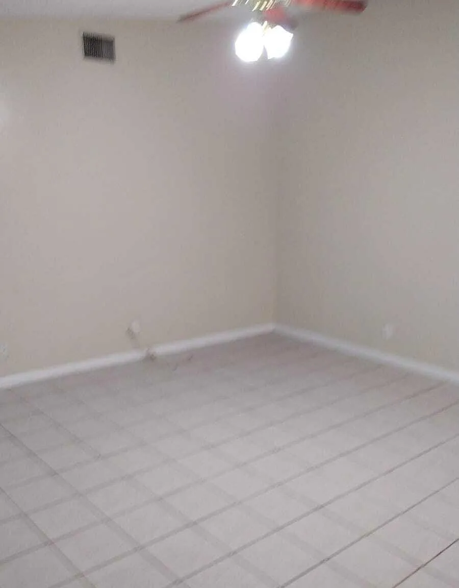 2 bed, 2.0 bath, 1002 sqft, $2,100 — Photo 3