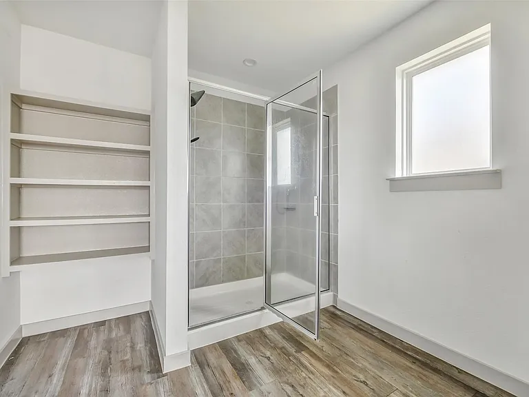 1004 Great Barracuda Ln — Photo 18