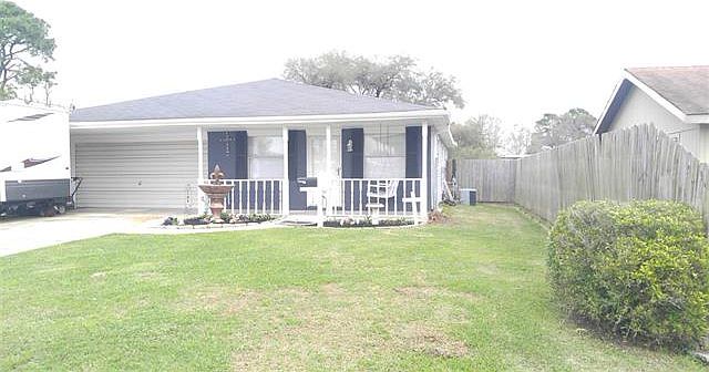 1st image of 2240 Curt Dr