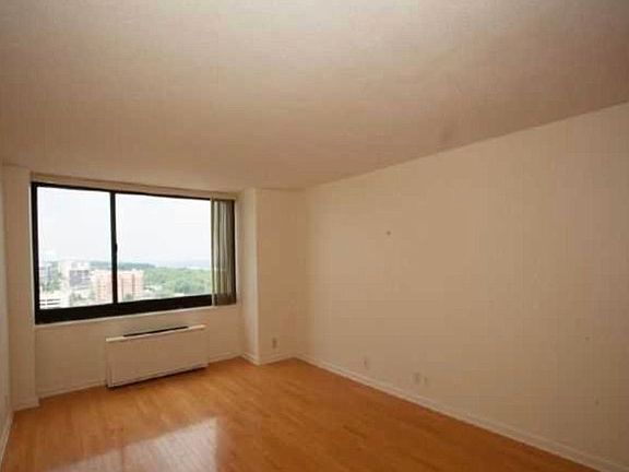 Large master bedroom