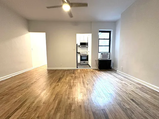 Rented by Coda Real Estate NYC | media 10