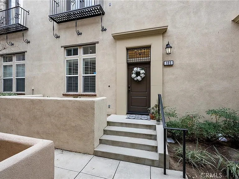4432 Owens St #105 — Photo 1