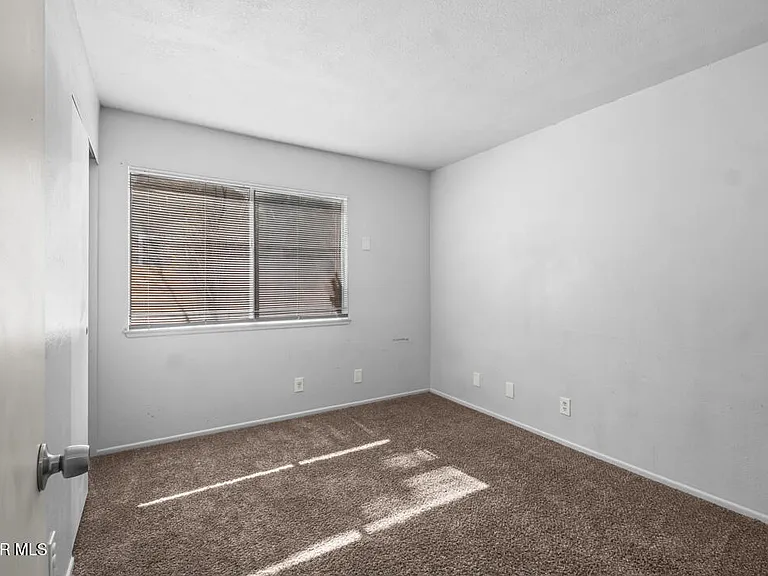1253 Morven St — Photo 24