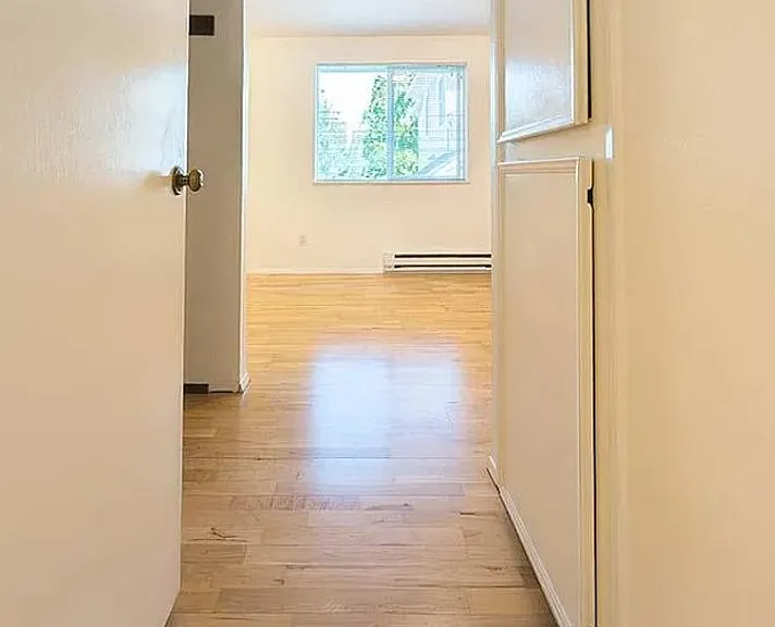 2419-2423 NW Quimby St — Photo 10