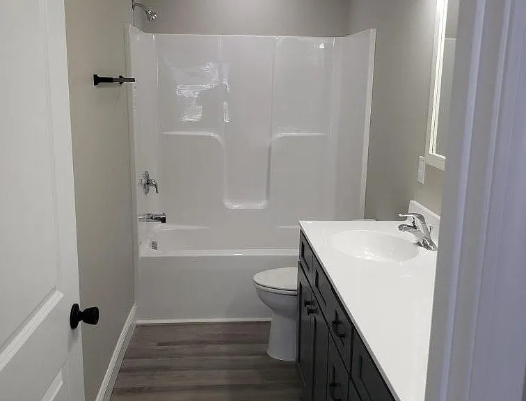 1105 Maid Marian Ln NE — Photo 21