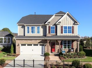 137 Martingale Dr, Holly Springs, NC 27540