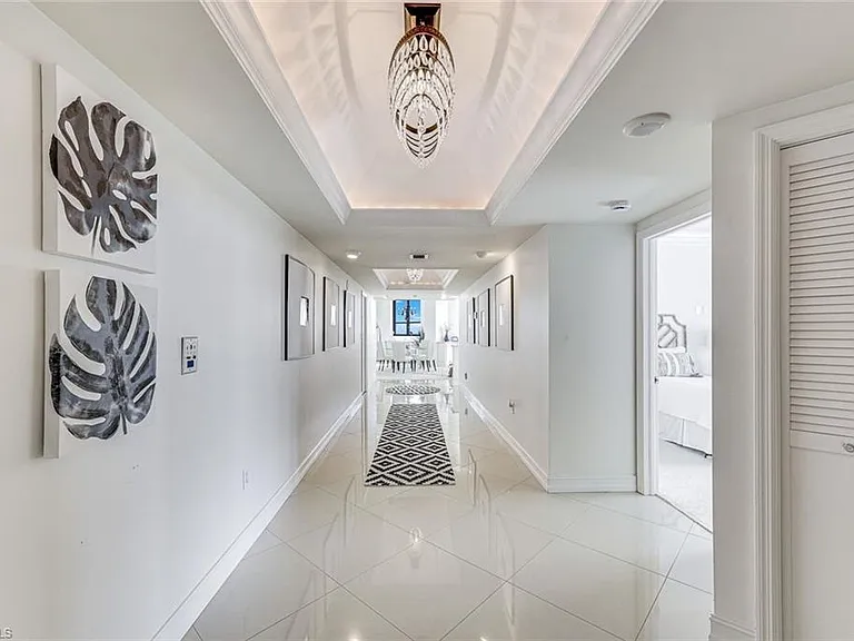 6001 Pelican Bay Blvd #F — Photo 1