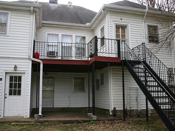 3rd image of 3104 E Belwood St #0