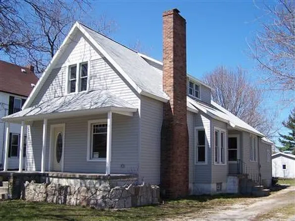717 Tunnel St, Port Huron, MI 48060