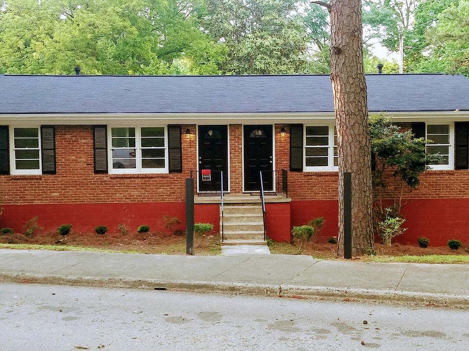 Terrific renovated brick 2bd/1ba duplex