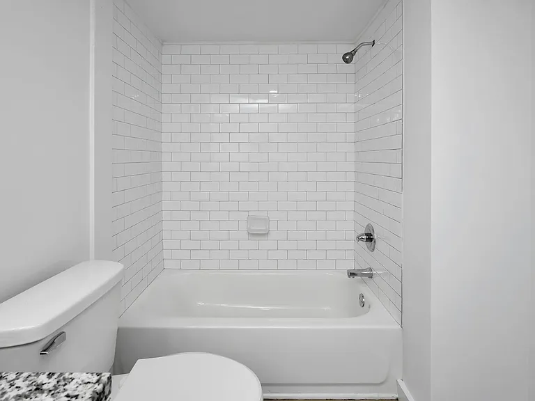 Parkside Place — Photo 32