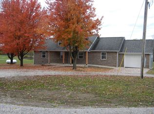 8762 Oak Rd, Carthage, MO 64836