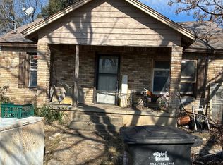 1701 E Leon St, Gatesville, TX 76528