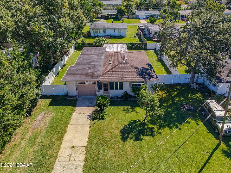 1st image of 719 N Flamingo Dr