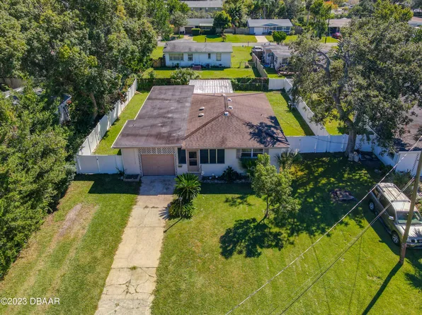 719 N Flamingo Dr, Holly Hill, FL 32117