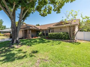 2609 Sablewood Dr, Valrico, FL 33596
