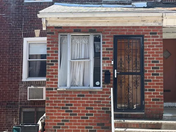 2704 S Sheridan St, Philadelphia, PA 19148