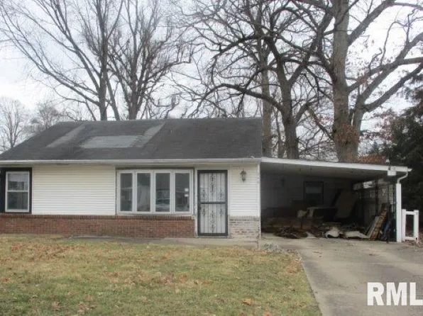 340 Forrest Dr, North Pekin, IL 61554